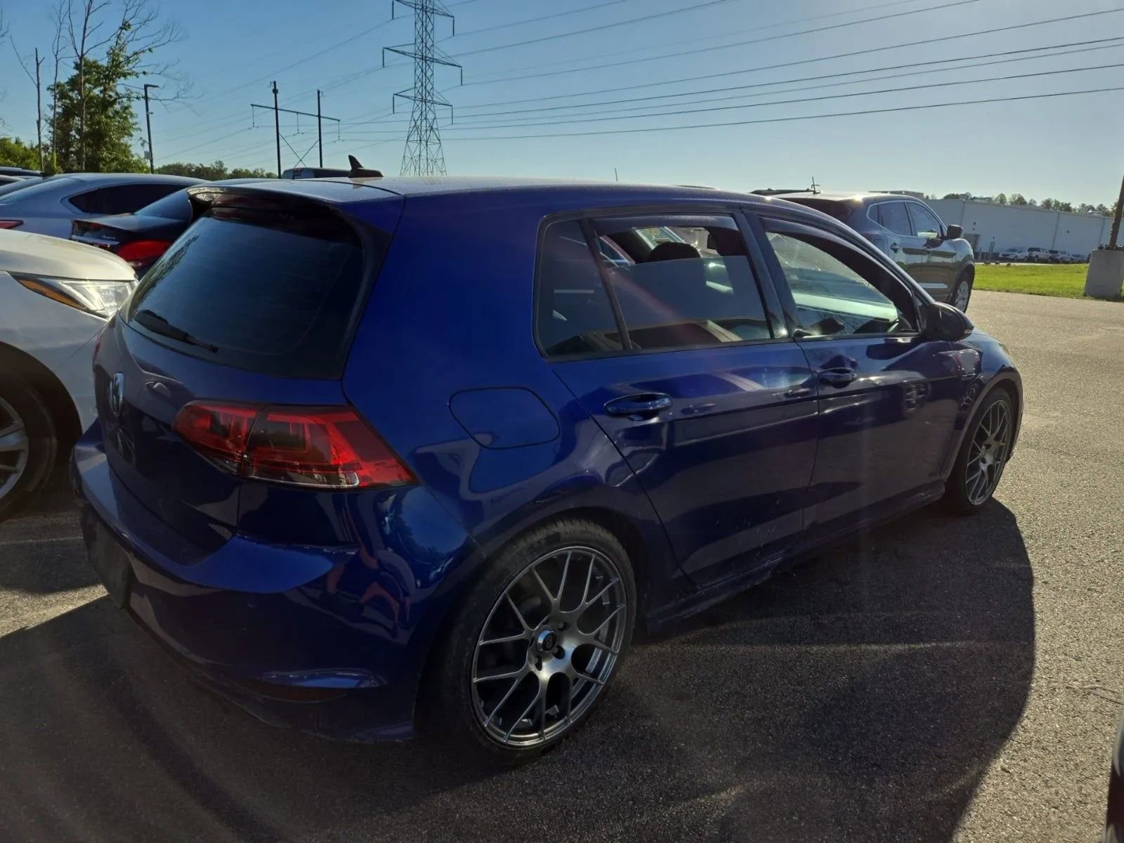 Used 2015 Volkswagen Golf R 4-Door AWD/4WD image 3