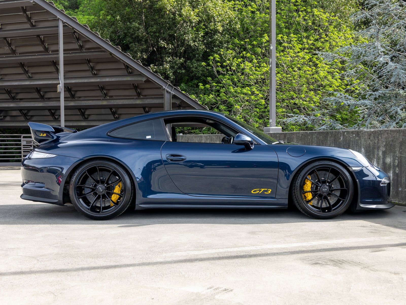 Used 2016 Porsche 911 GT3 image 12