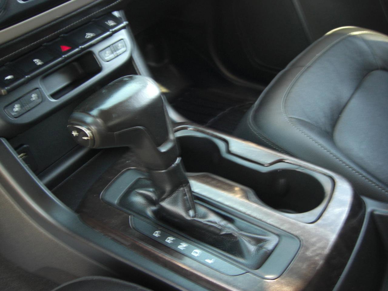 Used 2018 GMC Canyon SLT w/ Driver Alert Package image 9