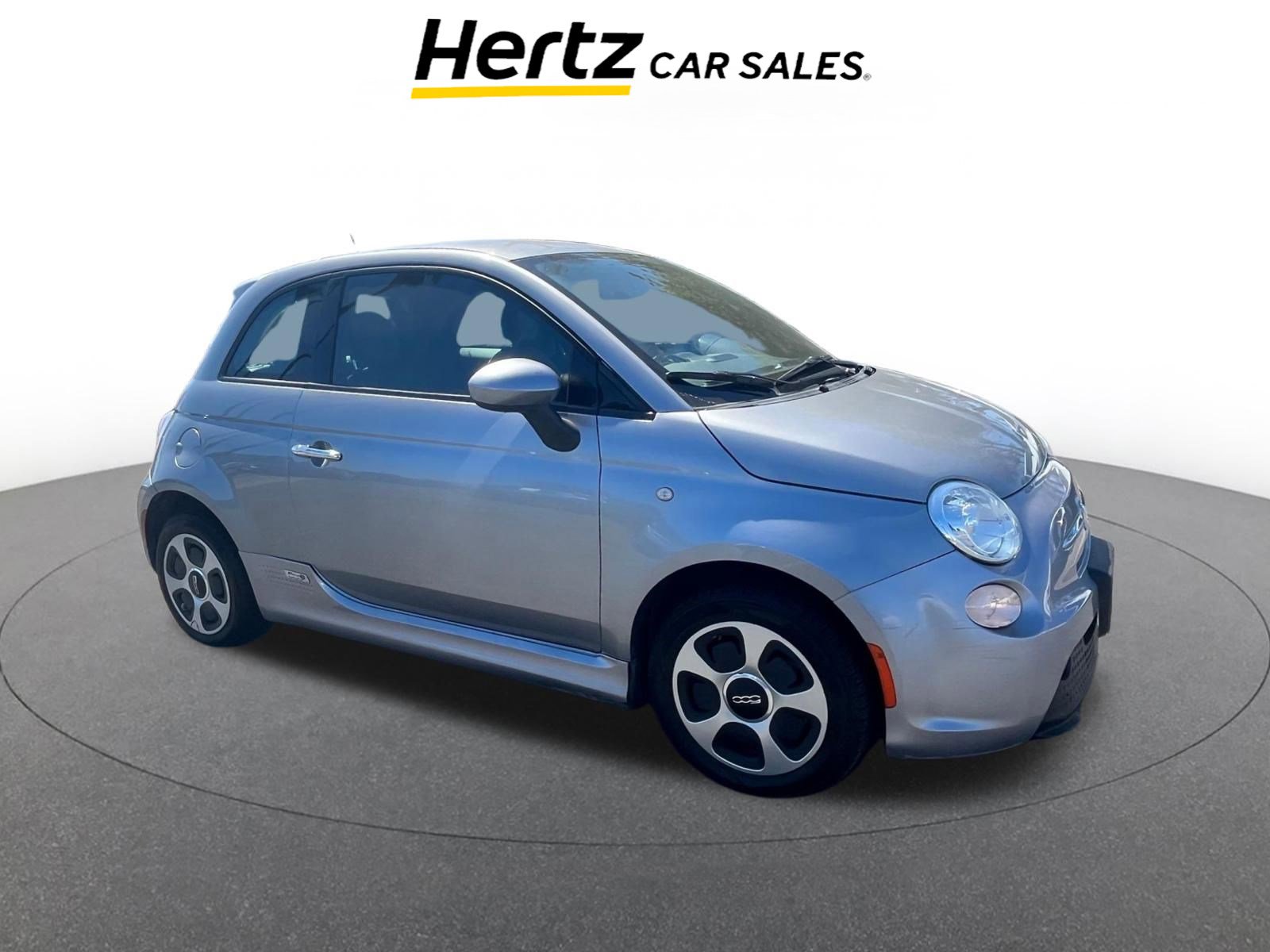 Used 2019 FIAT 500 e image 1