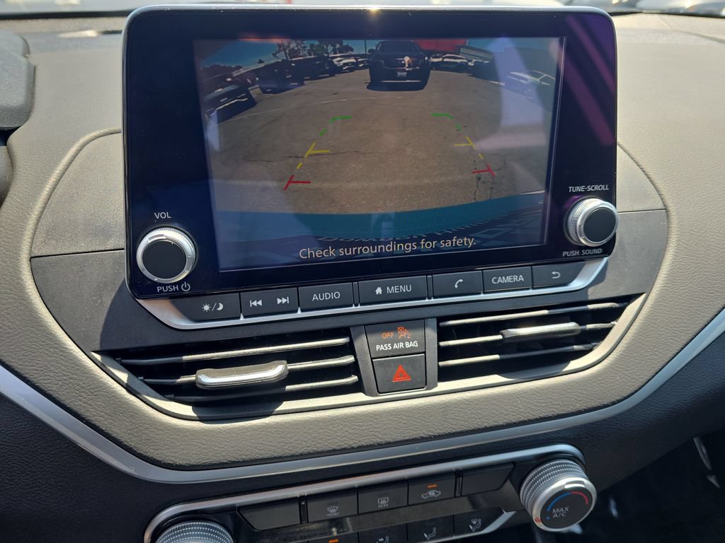 Used 2025 Nissan Altima 2.5 S FWD image 19