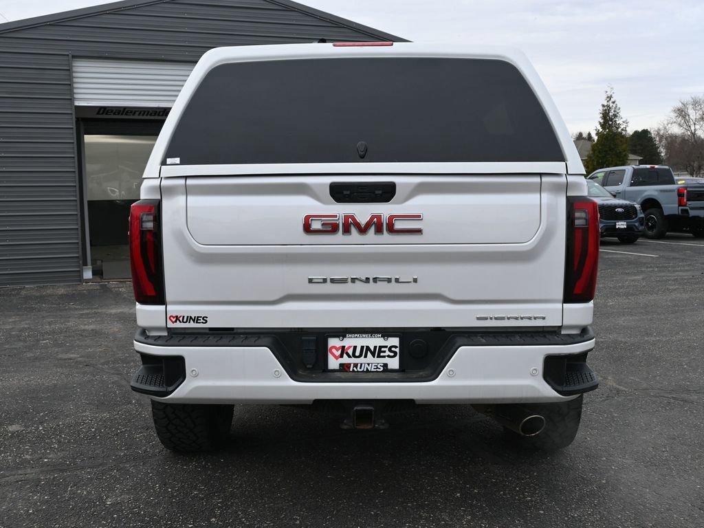 Used 2024 GMC Sierra 2500 Denali w/ Denali Reserve Package image 10