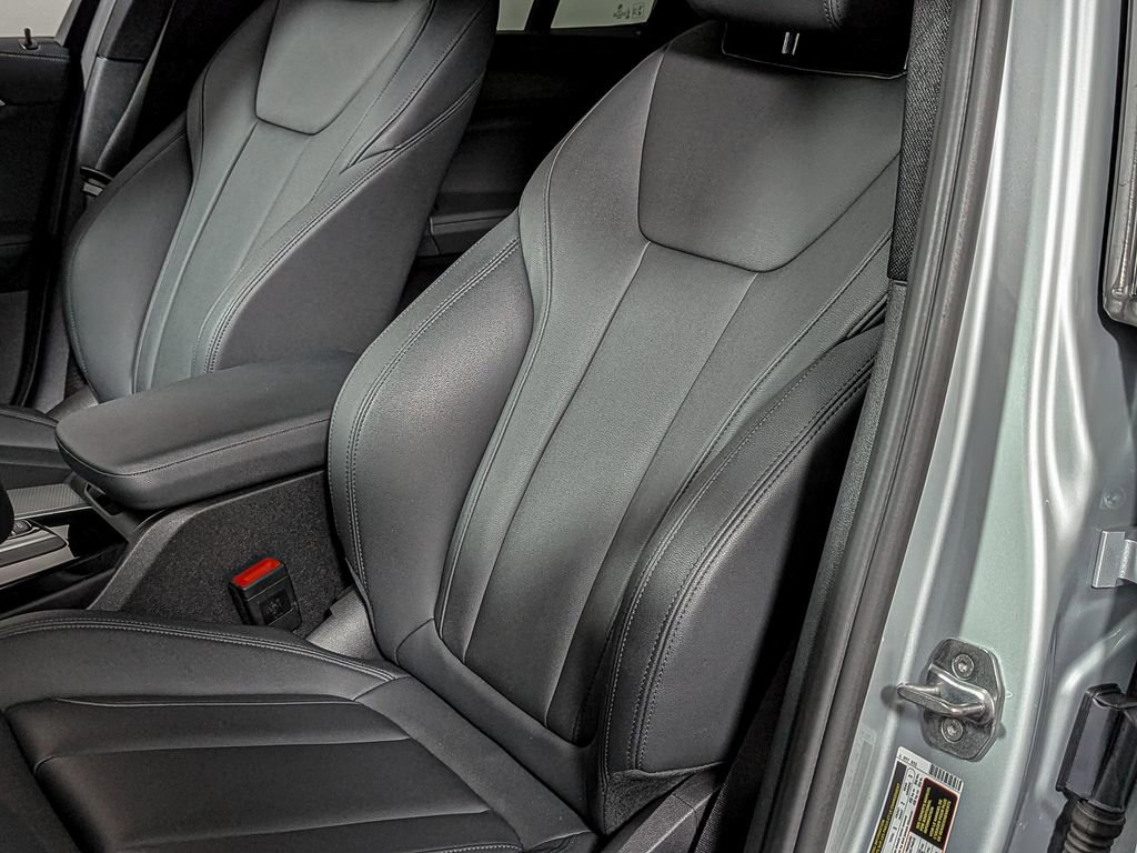 Used 2019 BMW X3 M40i w/ Premium Package image 18