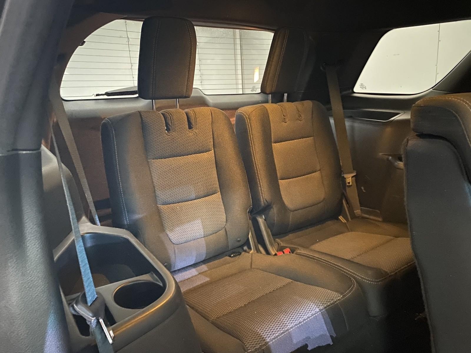 Used 2017 Ford Explorer XLT AWD/4WD image 13