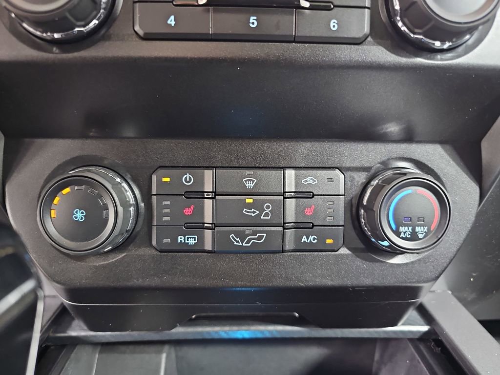 Used 2019 Ford F150 XLT w/ Equipment Group 302A Luxury AWD/4WD image 27