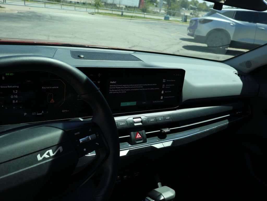Used 2025 Kia K4 EX FWD image 23