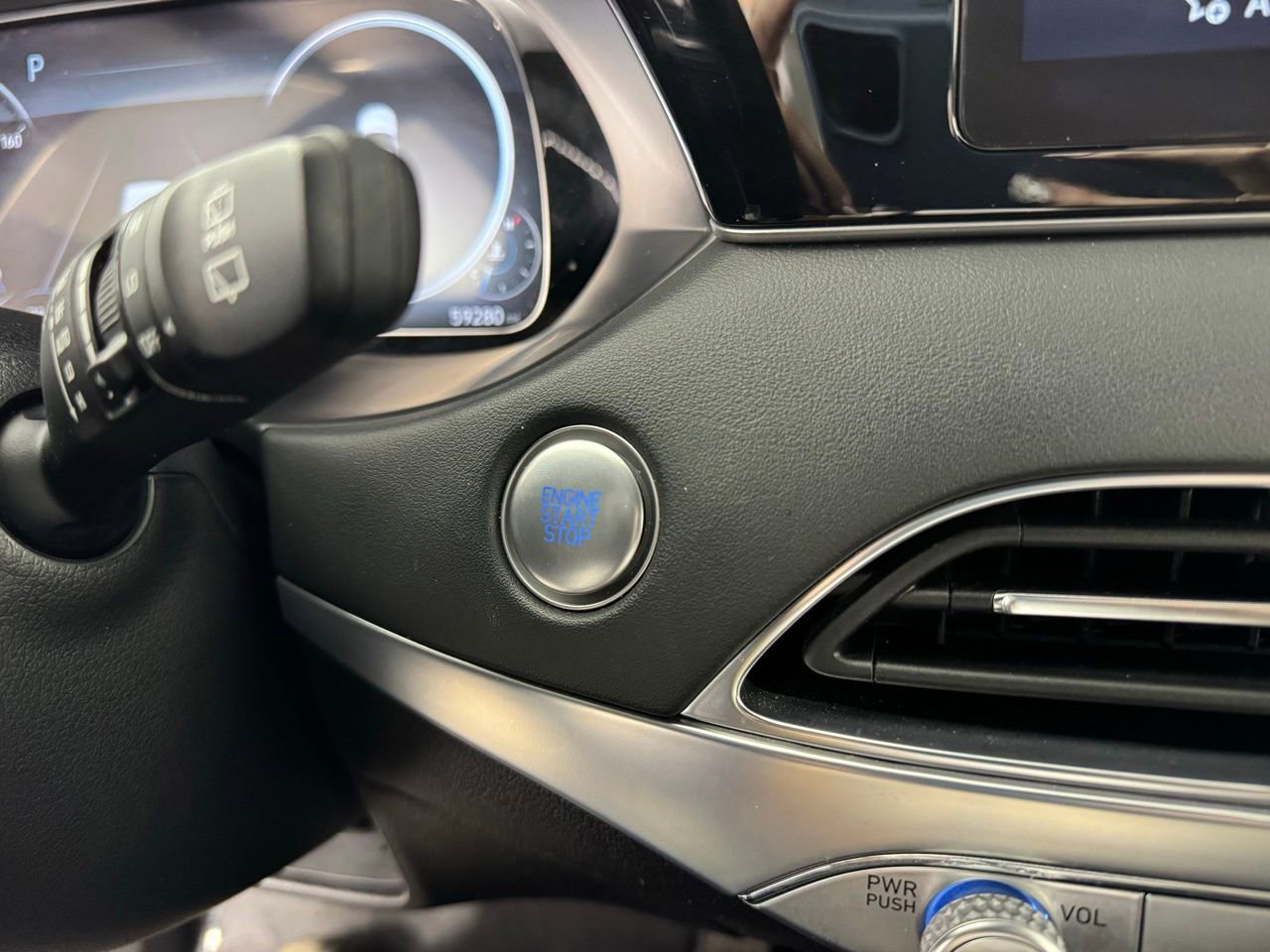 Used 2022 Hyundai Palisade Calligraphy w/ Winter Package FWD image 31