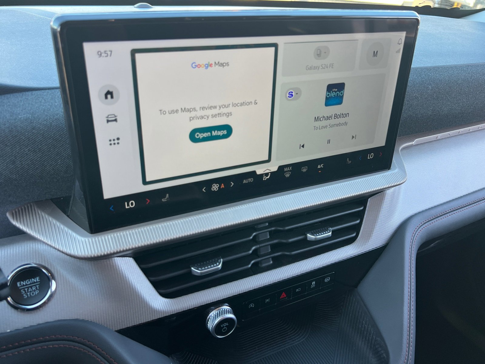 Certified 2025 Ford Explorer Active image 12