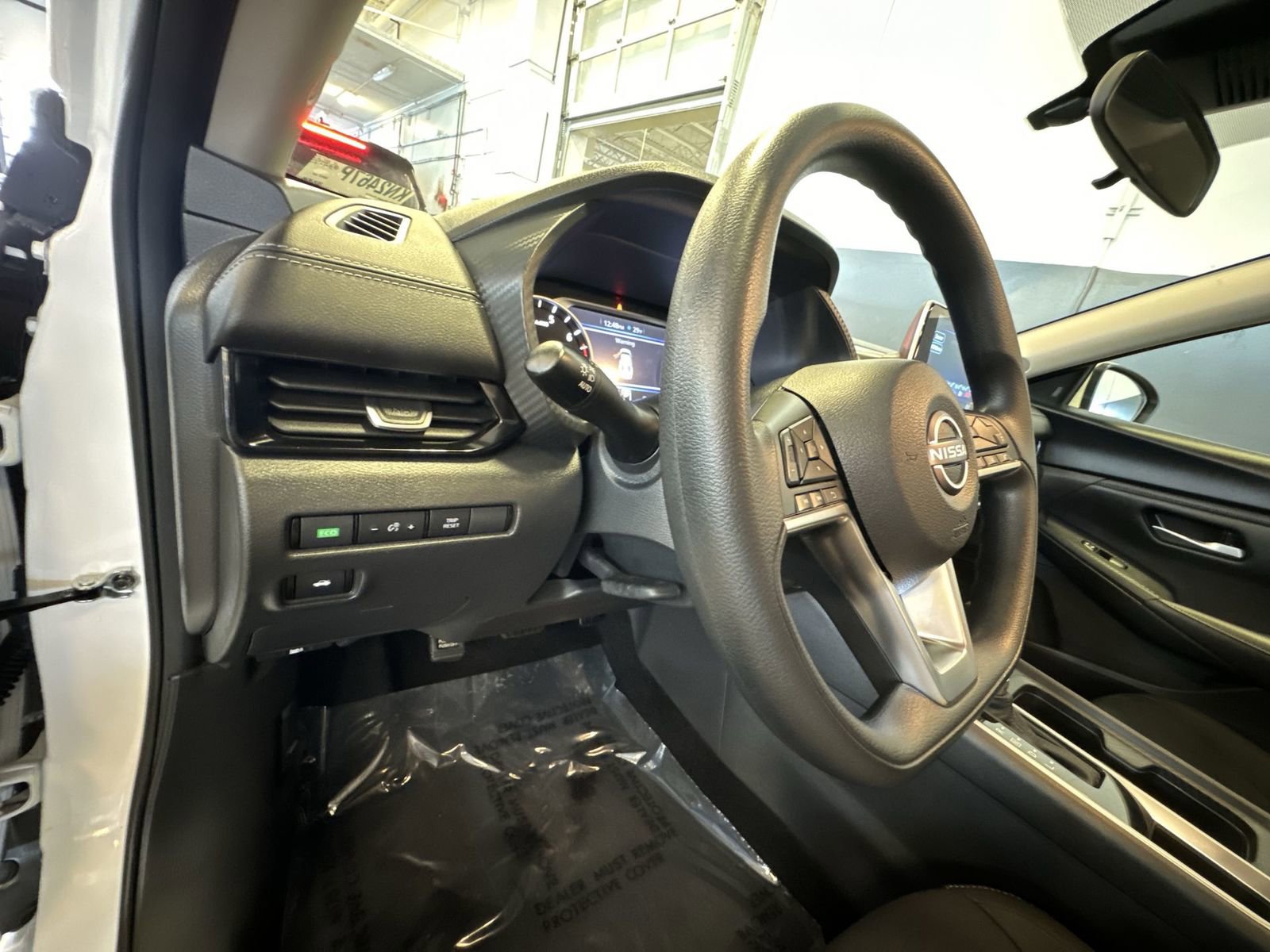 Used 2025 Nissan Sentra SV image 13