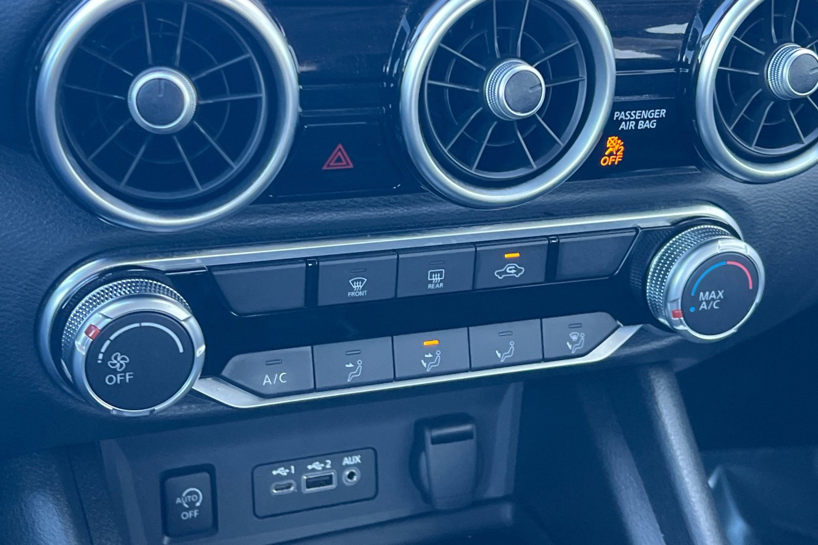 Used 2024 Nissan Sentra SV image 21