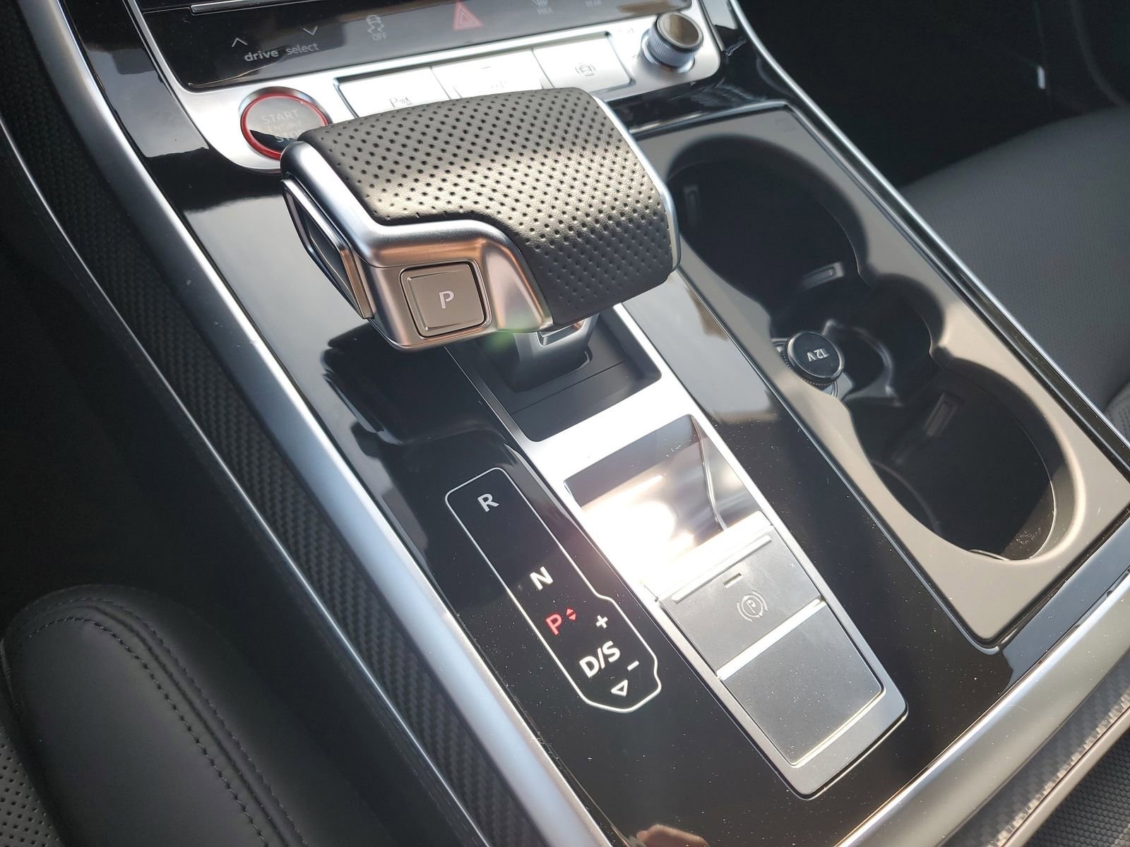 New 2026 Audi RS Q8 performance image 27
