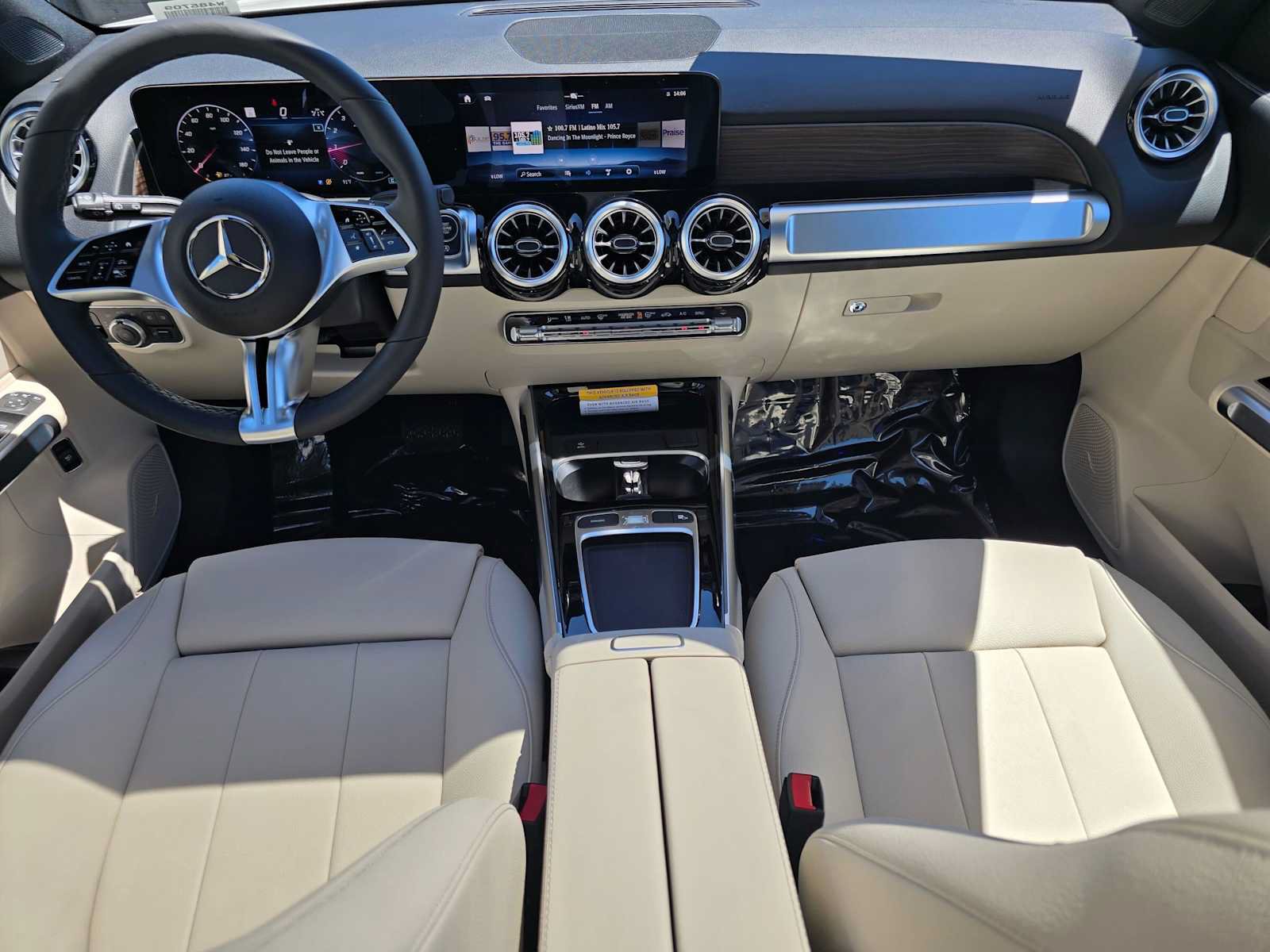 New 2026 Mercedes-Benz GLB 250 4MATIC image 18