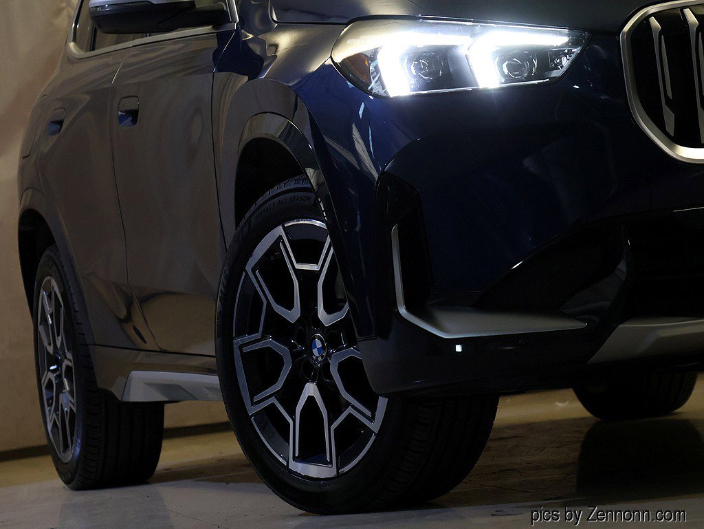 Certified 2024 BMW X1 xDrive28i AWD/4WD image 4
