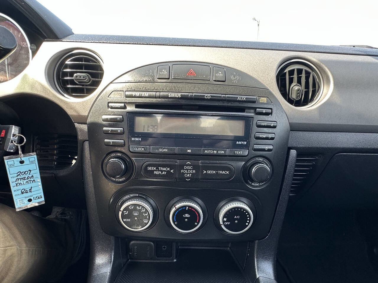 Used 2009 MAZDA MX-5 Miata Sport image 19