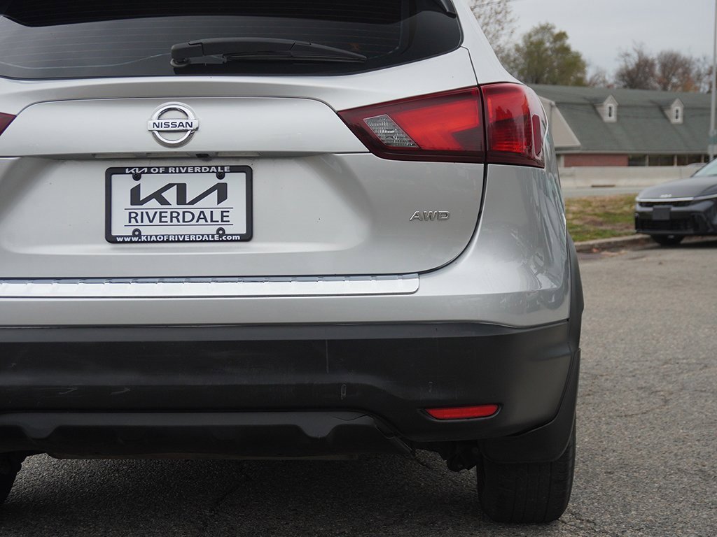 Used 2019 Nissan Rogue Sport S w/ Appearance Package image 13