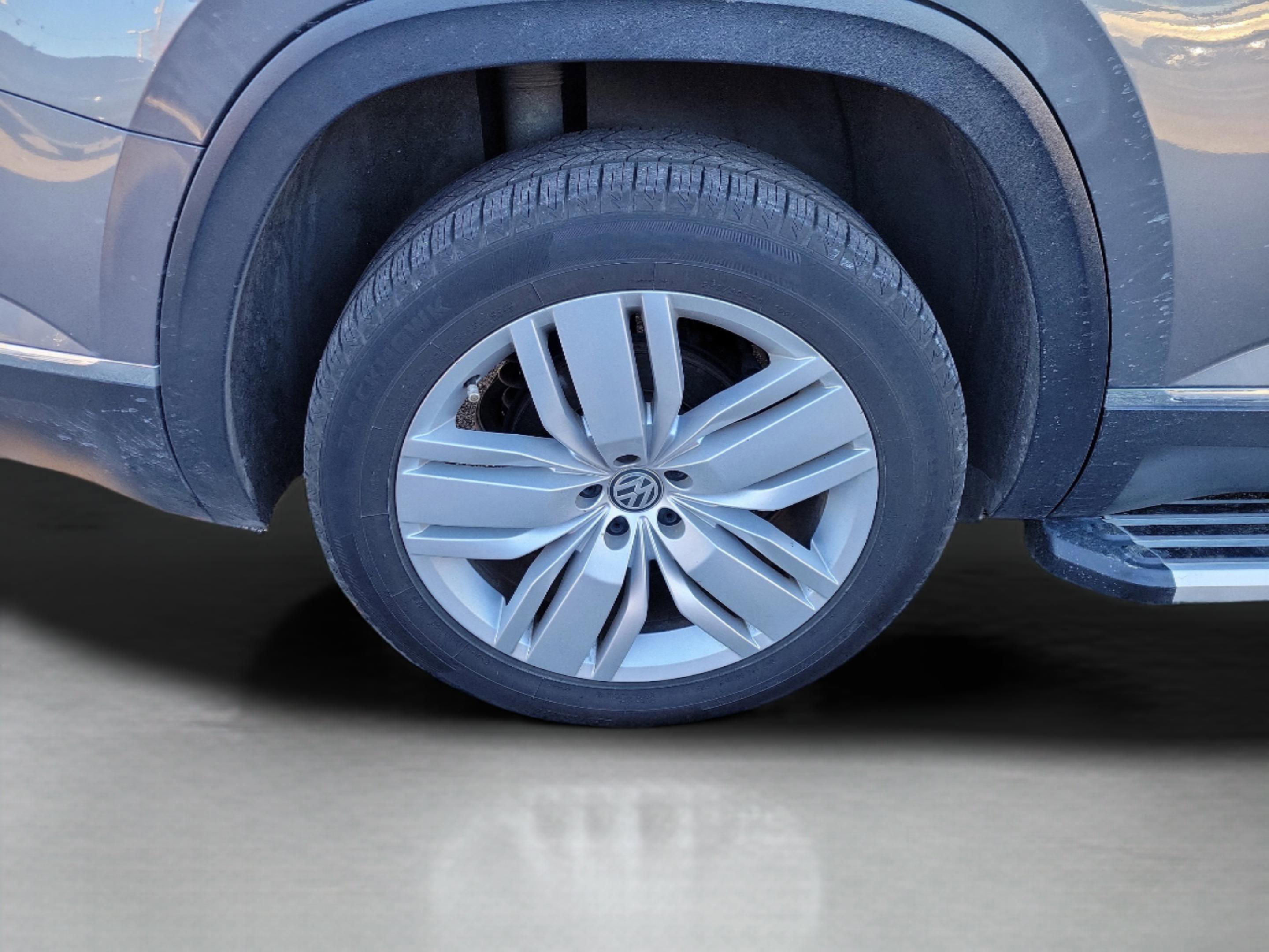 Used 2019 Volkswagen Atlas SEL image 25