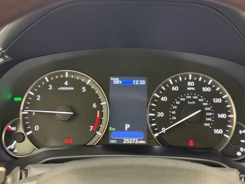 Used 2022 Lexus RX 350L Premium w/ Premium Package image 17