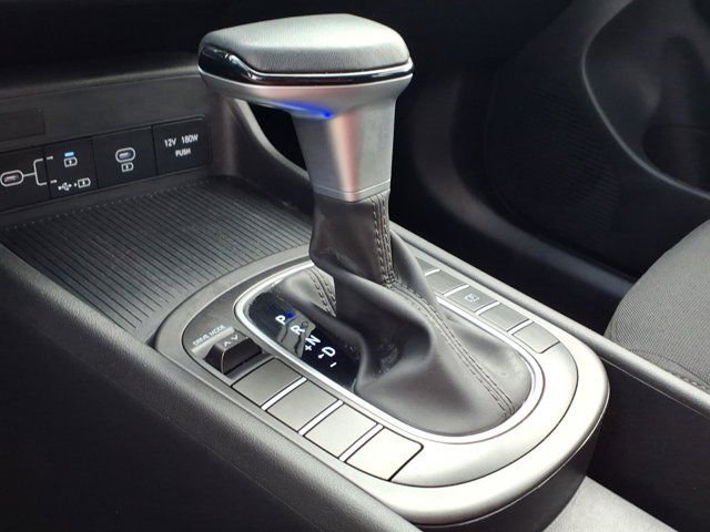 Used 2025 Hyundai Kona SEL FWD image 15