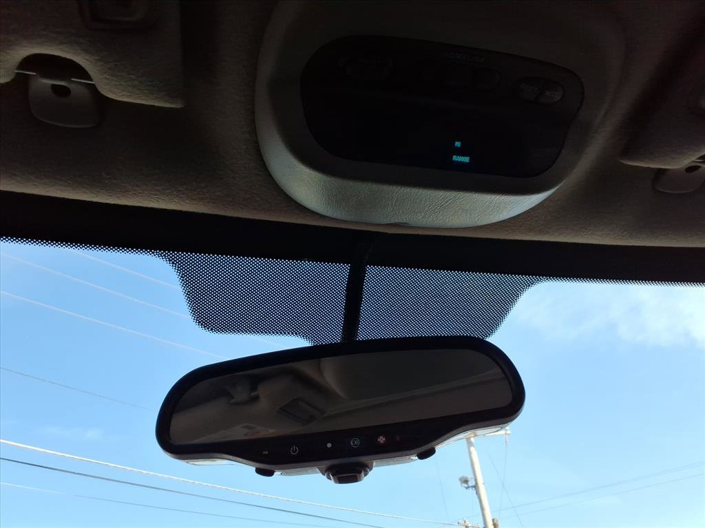 Used 2004 Chevrolet Monte Carlo SS w/ Dale Earnhardt Jr. Package FWD image 15