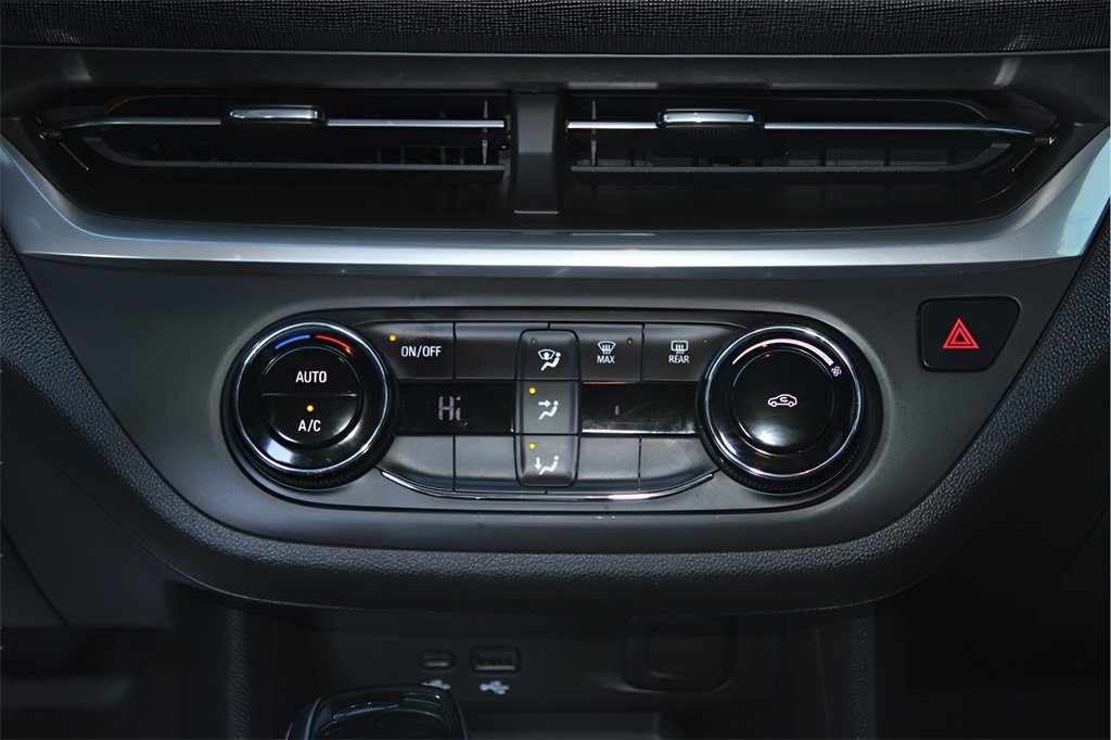 Used 2024 Buick Envista Preferred w/ Convenience II Package image 20