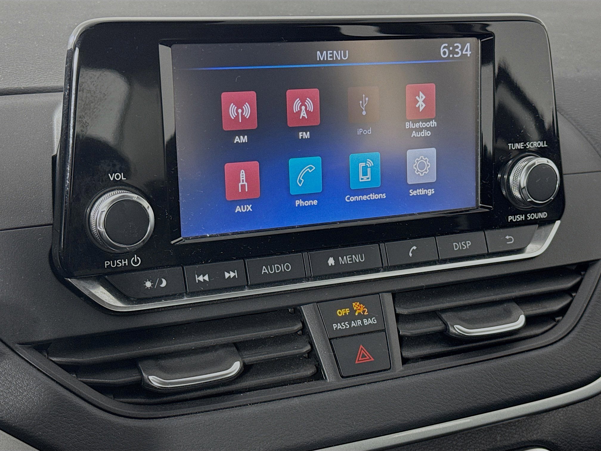 Used 2024 Nissan Altima 2.5 S image 14