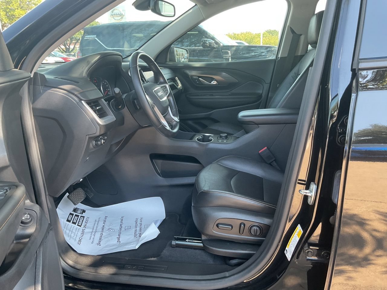 Used 2021 GMC Terrain SLT FWD image 8