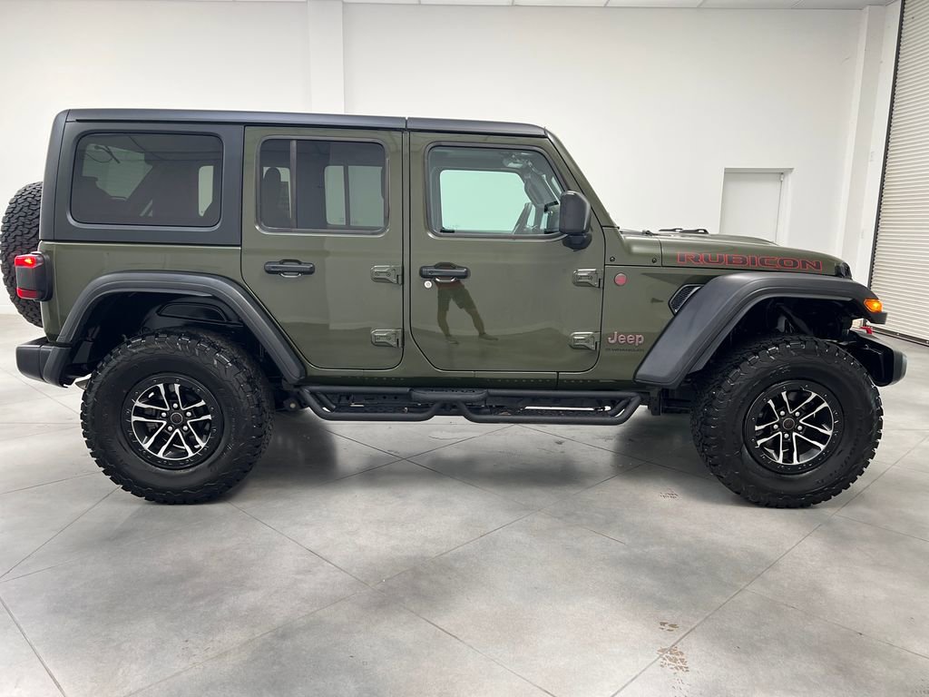 Used 2024 Jeep Wrangler Unlimited Rubicon w/ XTREMEE 35" Tire Package AWD/4WD image 8