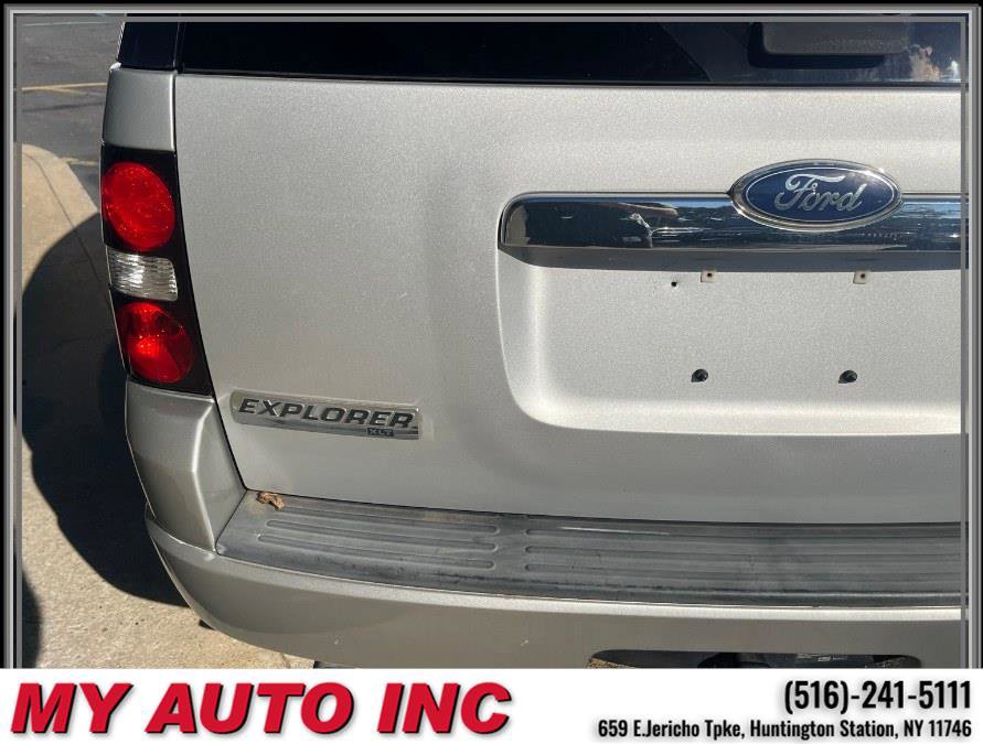 Used 2010 Ford Explorer XLT image 34