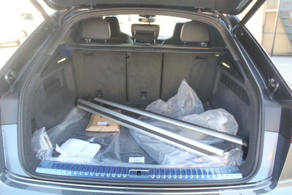 New 2025 Audi RS Q8 performance image 22