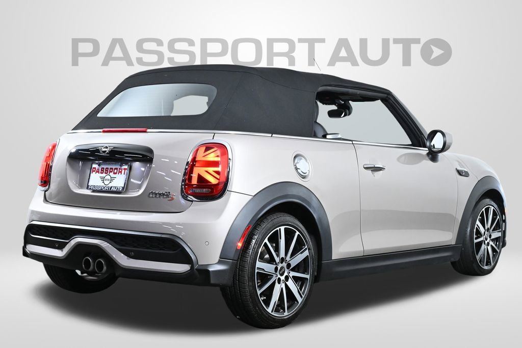 Certified 2024 MINI Cooper S FWD image 11