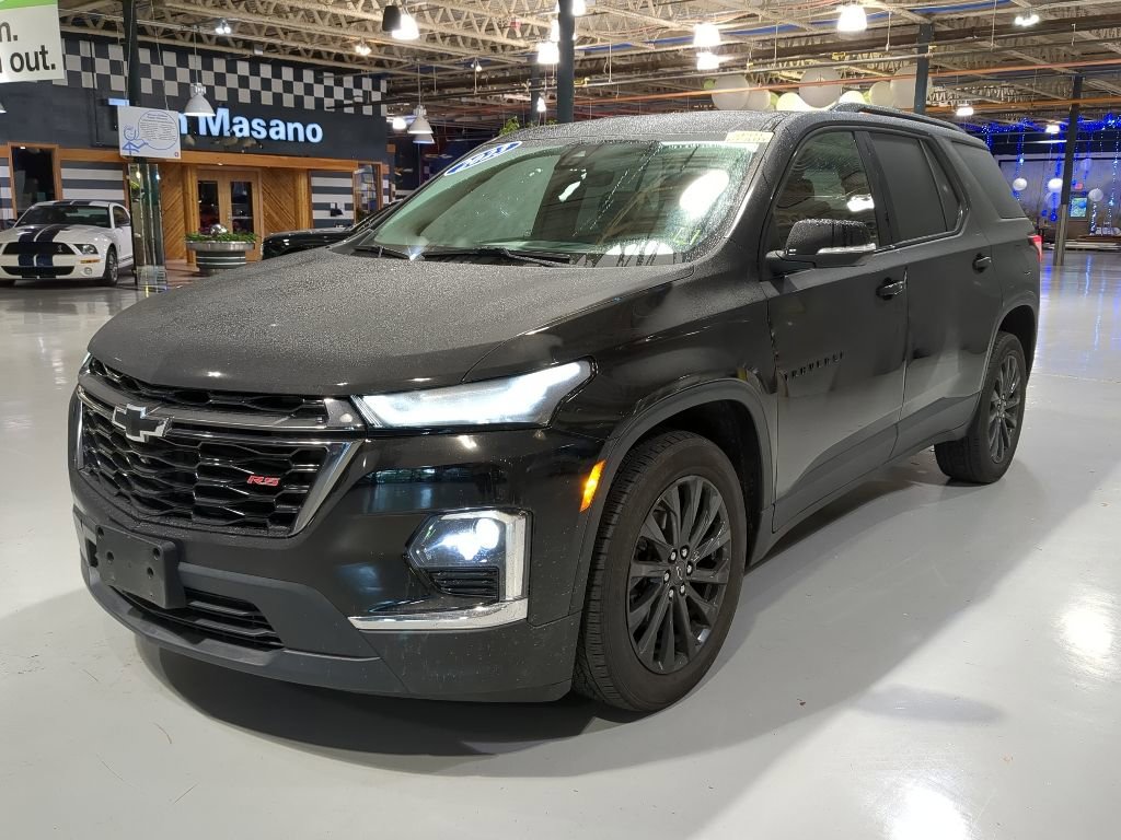 Used 2023 Chevrolet Traverse RS AWD/4WD image 1