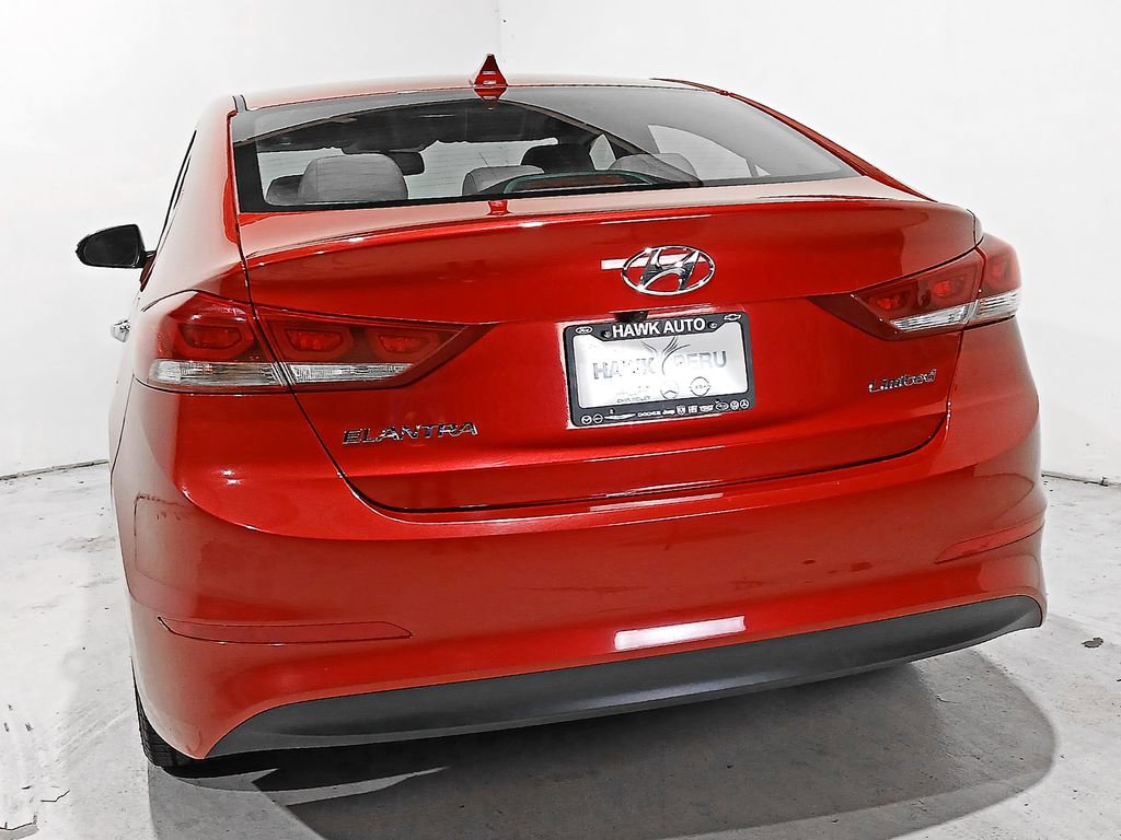 Used 2017 Hyundai Elantra Limited w/ Limited Tech Package 04 FWD image 5