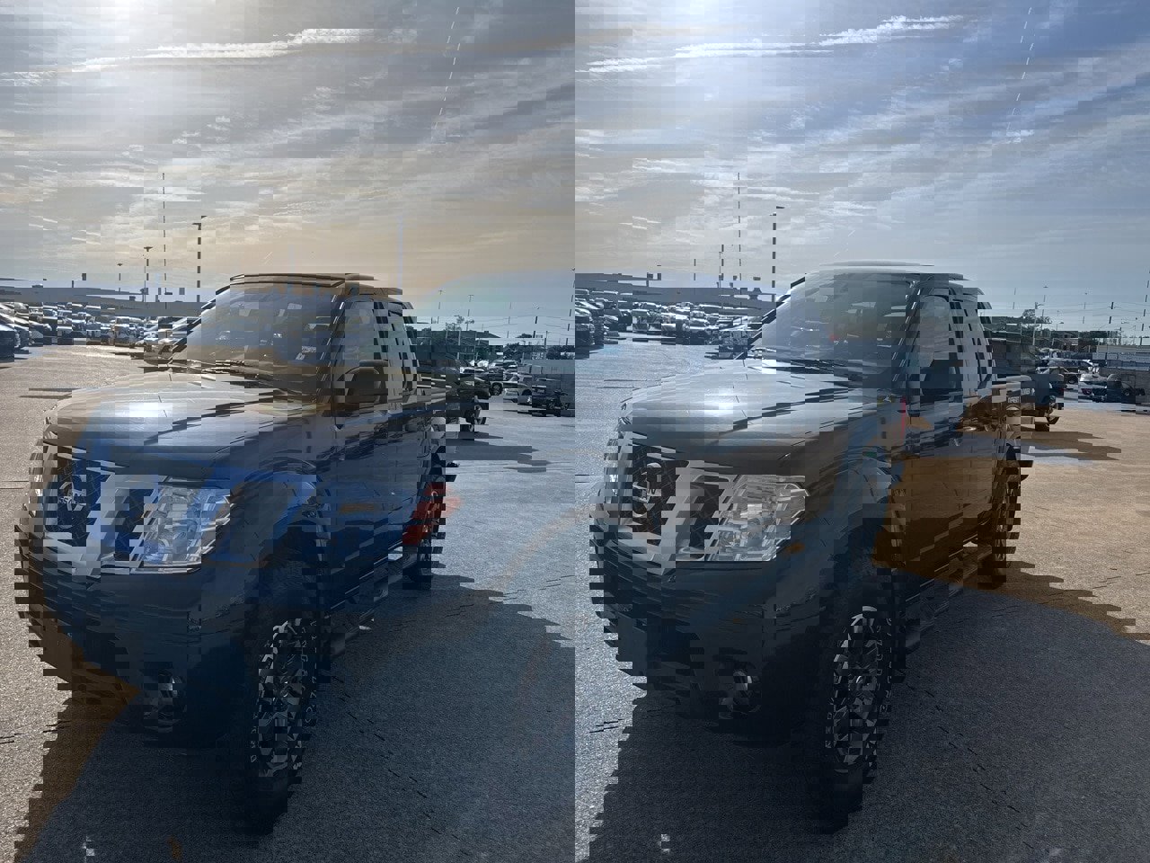 Used 2019 Nissan Frontier Desert Runner image 3