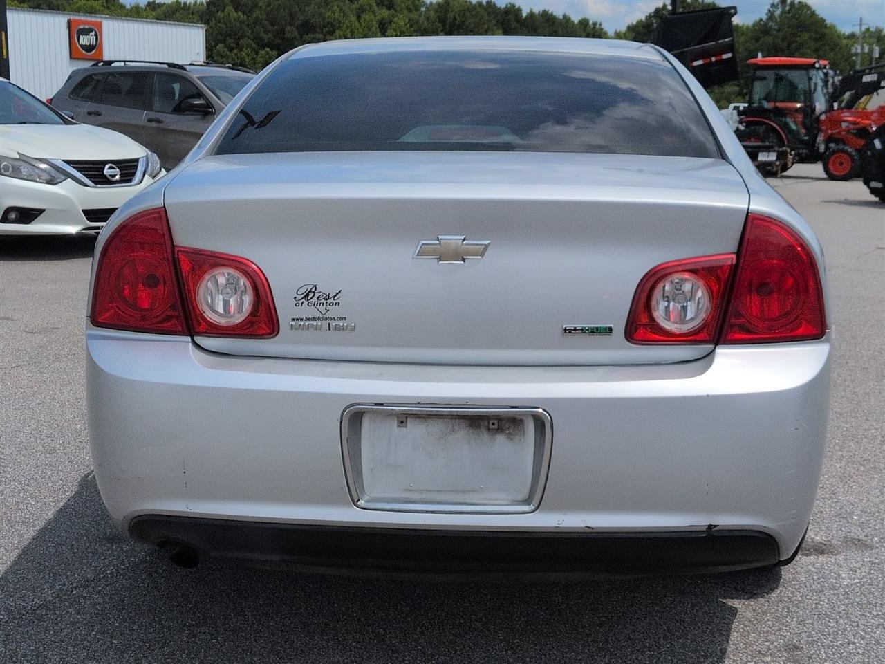 Used 2011 Chevrolet Malibu LS FWD image 4