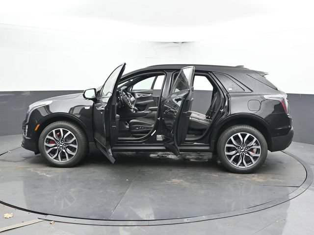 New 2026 Cadillac XT5 Sportv w/ LPO, Floor Liner Package AWD/4WD image 49