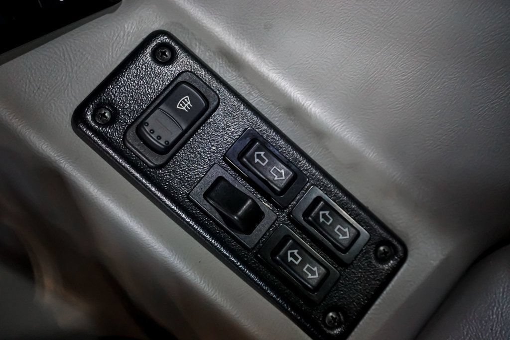 Used 2003 HUMMER H1 4-Door Wagon AWD/4WD image 51