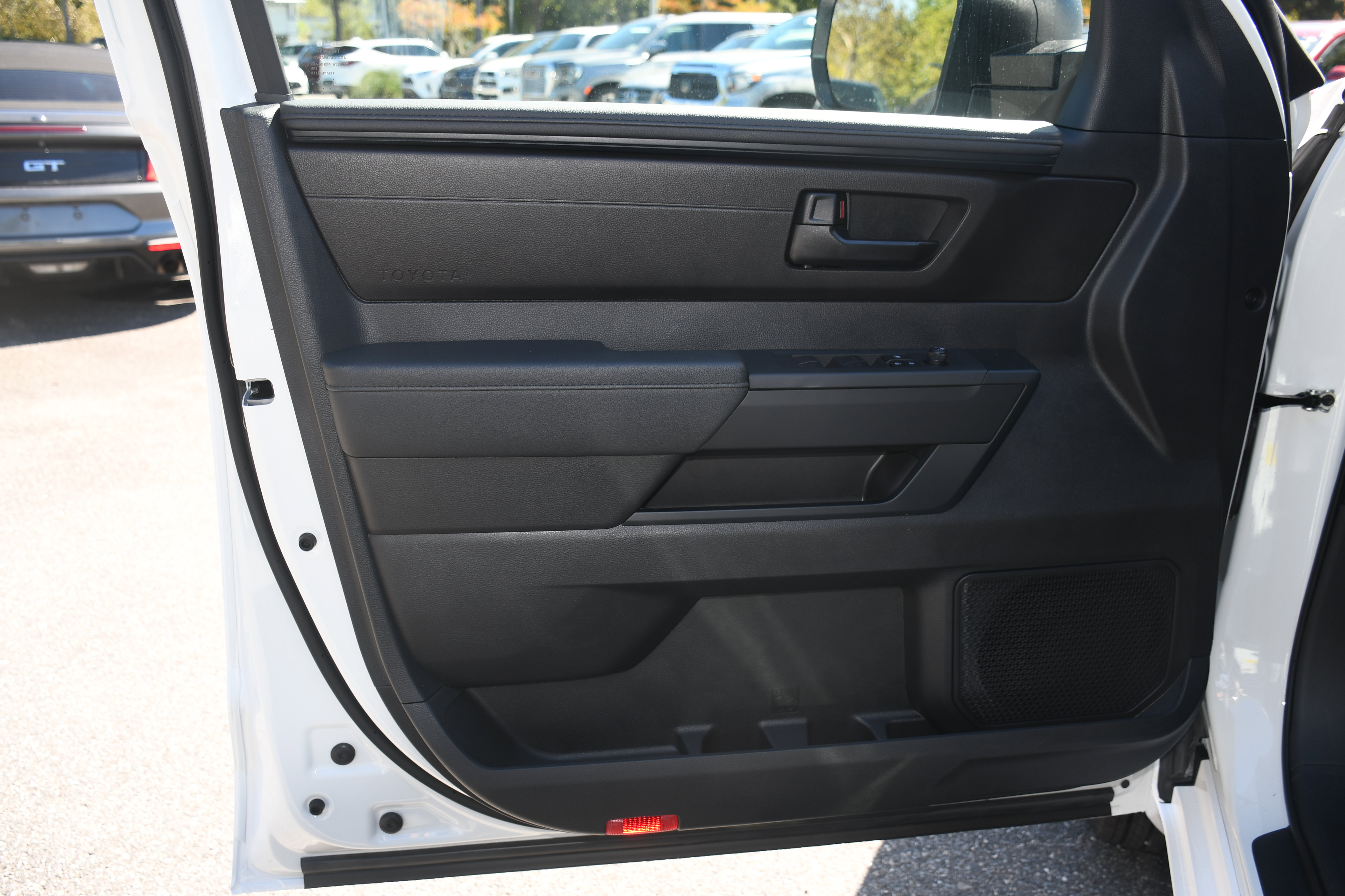 New 2026 Toyota Tundra SR image 5