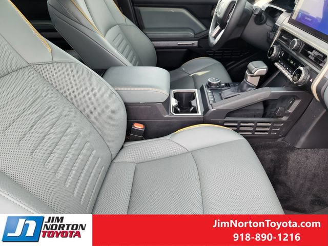 Used 2025 Toyota Tacoma 4x4 Double Cab Hybrid image 15