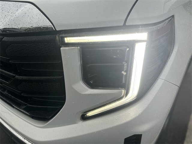 Used 2023 GMC Sierra 1500 Pro w/ Pro Value Package image 9