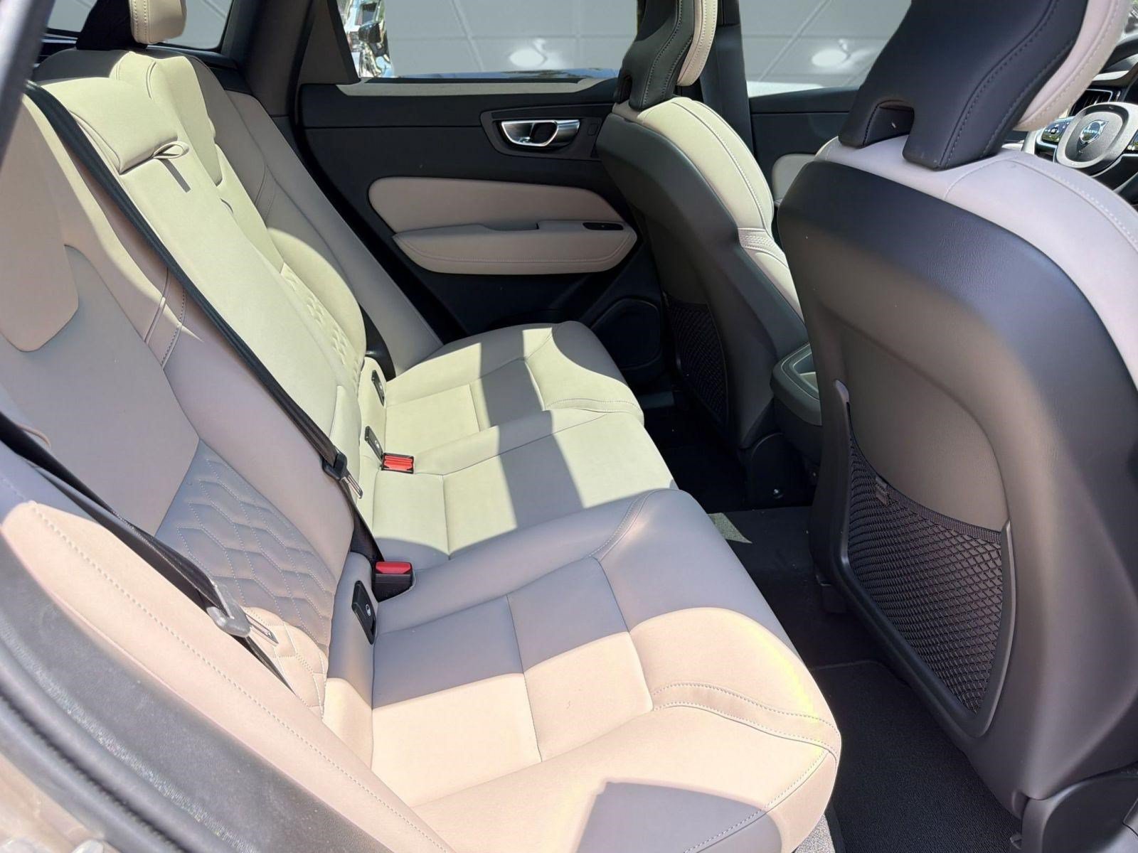 New 2026 Volvo XC60 B5 Core AWD/4WD image 29