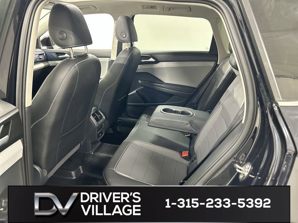 Certified 2022 Volkswagen Taos SE AWD/4WD image 20