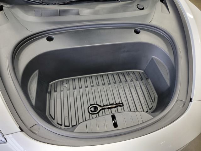 Used 2021 Tesla Model 3 Long Range AWD/4WD image 32