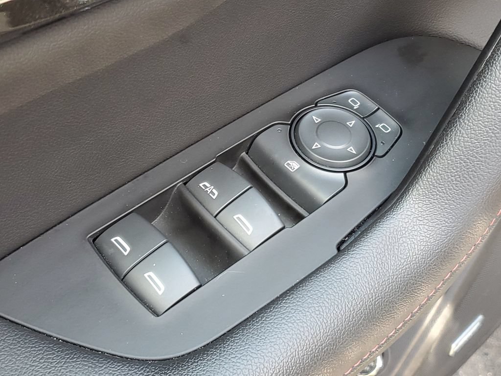 Used 2022 Chevrolet Blazer RS w/ Enhanced Convenience Package FWD image 24