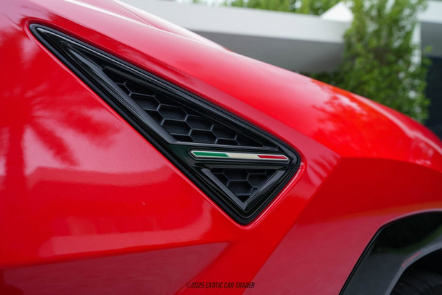 Used 2019 Lamborghini Urus image 58