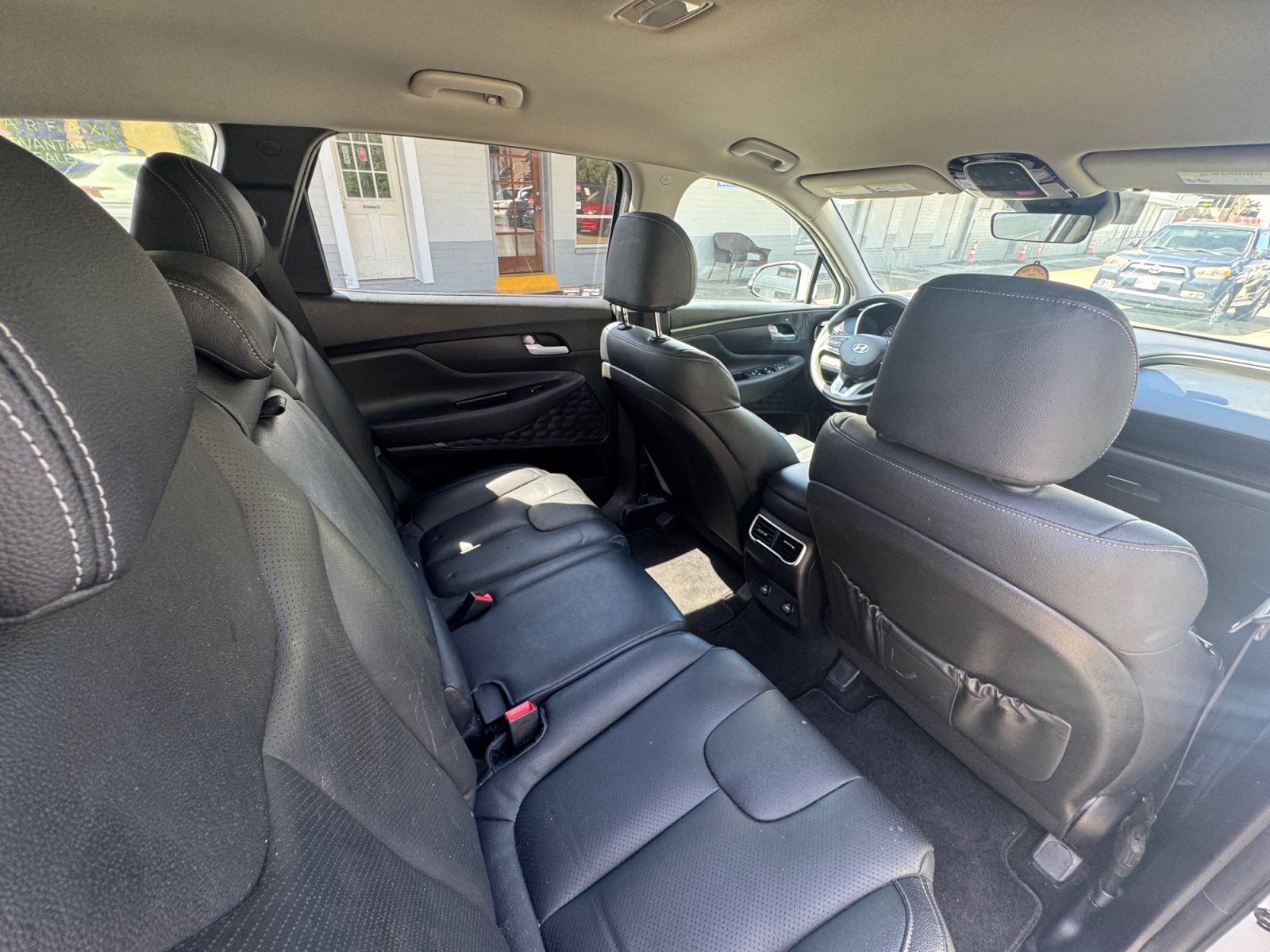 Used 2022 Hyundai Santa Fe SEL AWD/4WD image 26