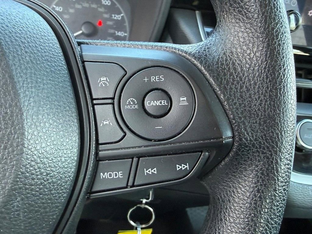 Certified 2023 Toyota Corolla LE image 18