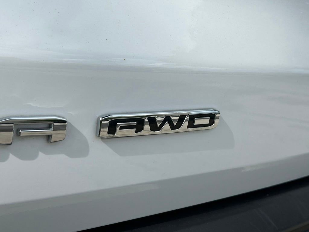 Used 2024 GMC Acadia Elevation AWD/4WD image 35