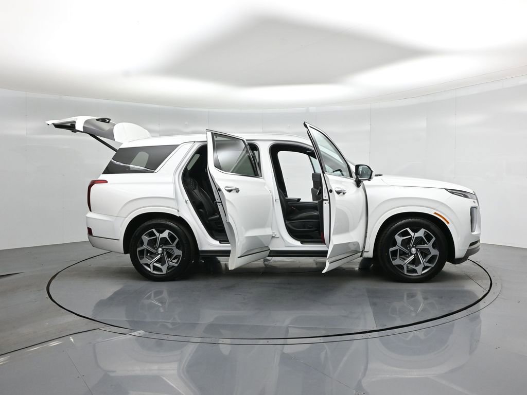 Used 2022 Hyundai Palisade Calligraphy w/ Cargo Package FWD image 5