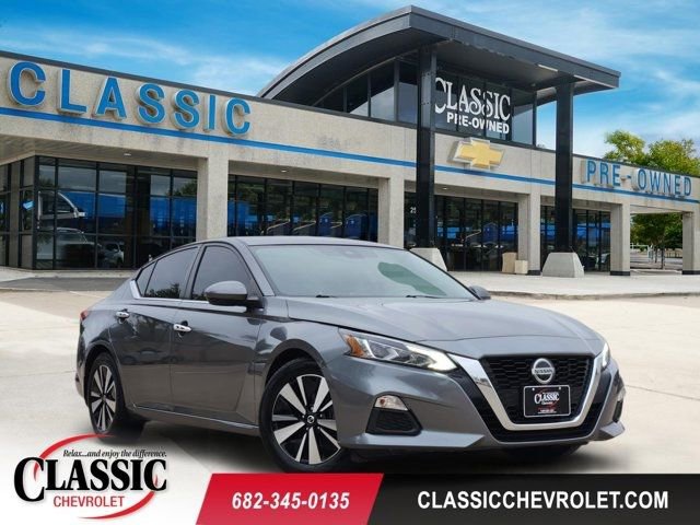 Used 2022 Nissan Altima 2.5 SV image 1