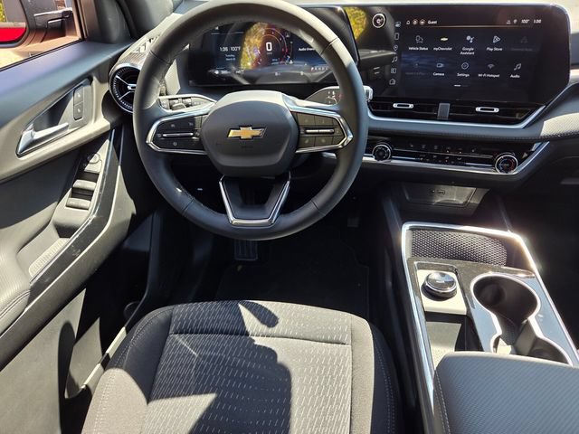 New 2026 Chevrolet Equinox LT w/ Safety and Technology Package AWD/4WD image 16